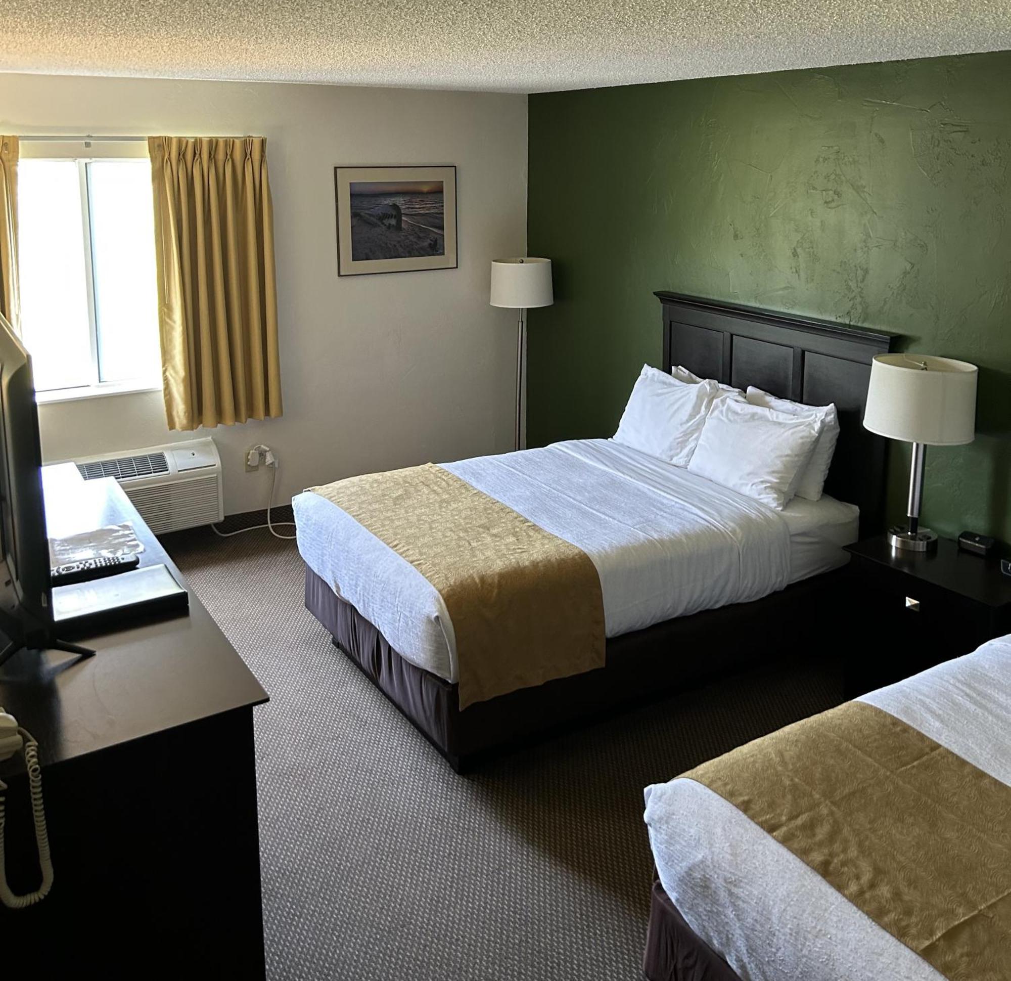 Boarders Inn & Suites By Cobblestone Hotels - Munising Wetmore Kültér fotó