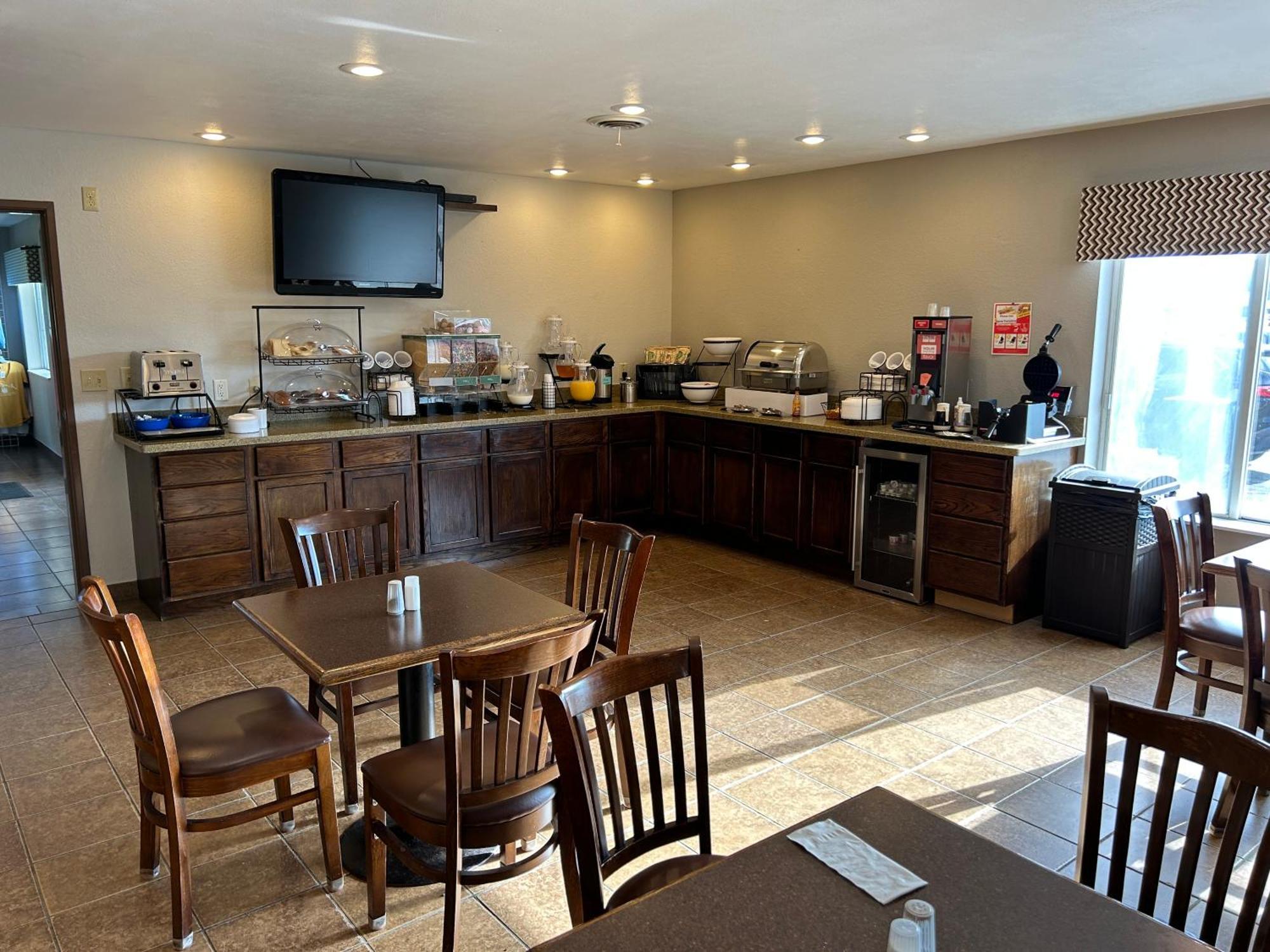 Boarders Inn & Suites By Cobblestone Hotels - Munising Wetmore Kültér fotó