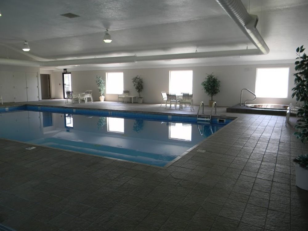 Boarders Inn & Suites By Cobblestone Hotels - Munising Wetmore Kültér fotó
